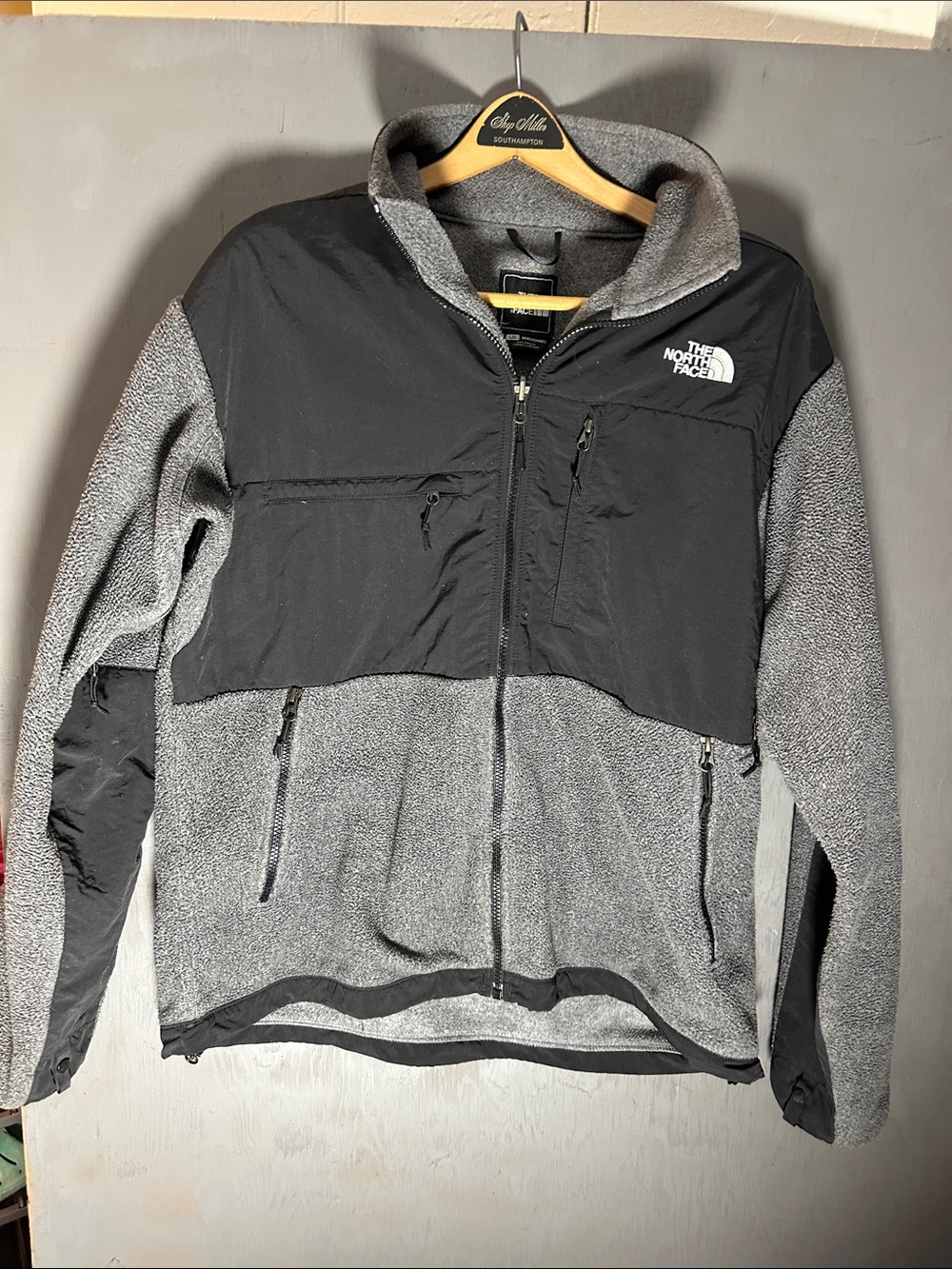 The North Face Men’s Black & Gray Sherpa Fleece Jacket